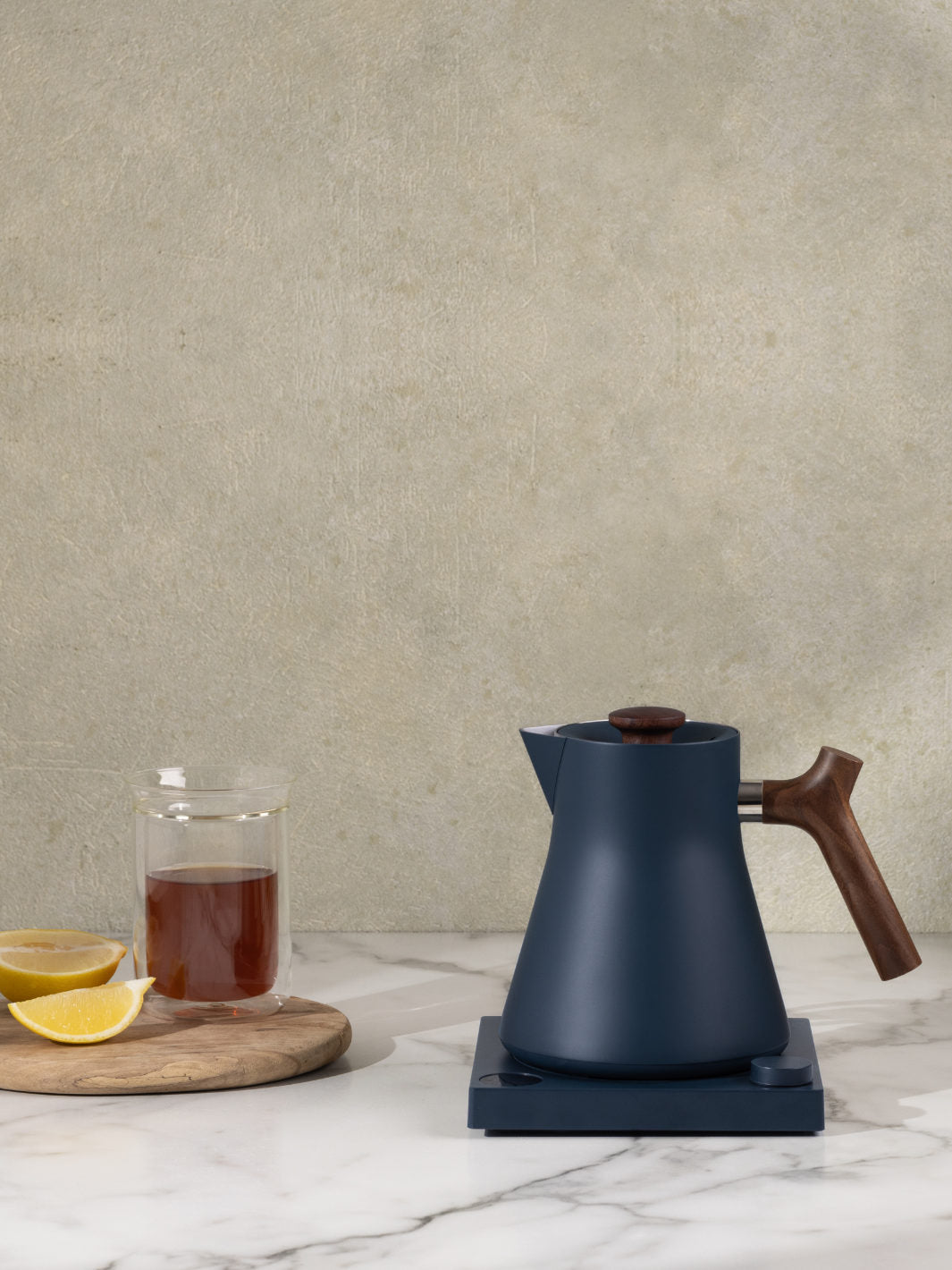 COSORI Electric Tea Kettle for Boiling Water, Russia