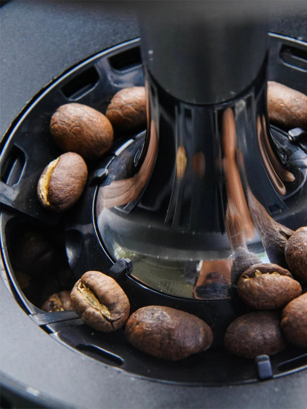 Weber Workshops Blind Shaker coffee grinding tool prevents coffee